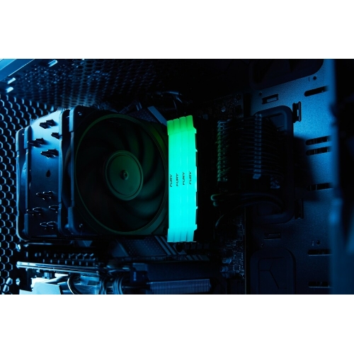Оперативная память Kingston Fury Renegade, DDR4, 32Gb (4x8GB), 3200MHz, CL16, DIMM, с радиаторами, RGB, серебристый/черный
