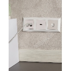 Рамка 3-местная IEK BRITE РУ-3-Бр DECOR 3D-форма белый/белый