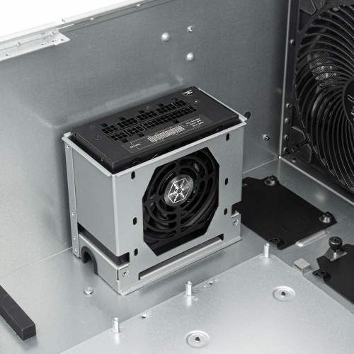 Компьютерный корпус Silverstone SST-RM51