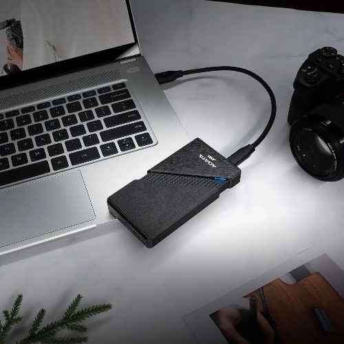 Внешний SSD ADATA SE920, 1Tb, USB 4 Type-C, R/W 3800/3700, черный