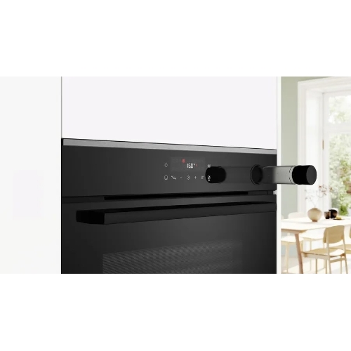 Встраиваемый духовой шкаф Bosch HRG232EB3 Serie 4 с добавлением пара Bosch, Auto Pilot 15, объем 71 л, 8 режимов нагрева, 3D Hotair, Soft move door,телескопические направляющие 1уровень,гидролиз+каталитическая очистка задней стенки,сенсорное управление,черный+профиль из нержавеющей стали