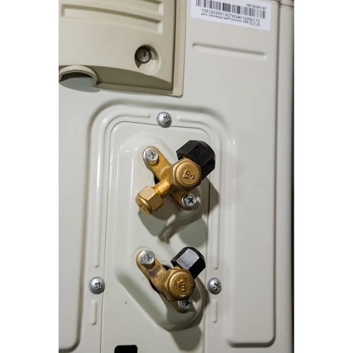 Кондиционер сплит-система настенного типа RIX LITE I/O-W24MB 24000 BTU, 70 м², 26/41 дБ, охлаждение, обогрев, осушение, белый