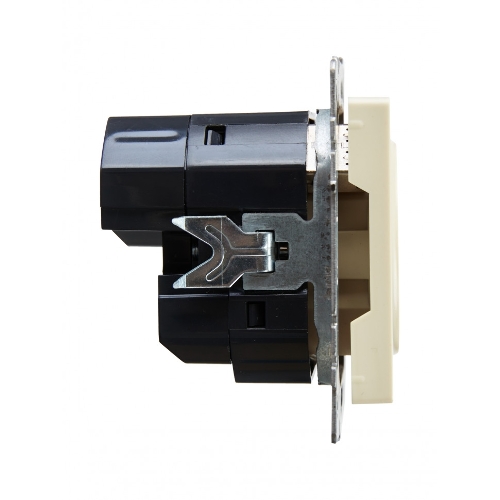 Розетка 1-местная IEK BRITE РЮш10-2-БрКр (BR-R14-16-U21-D31-K10) с заземлением, с защитными шторками, 16А, с USB A+A 5В 3,1А, бежевый
