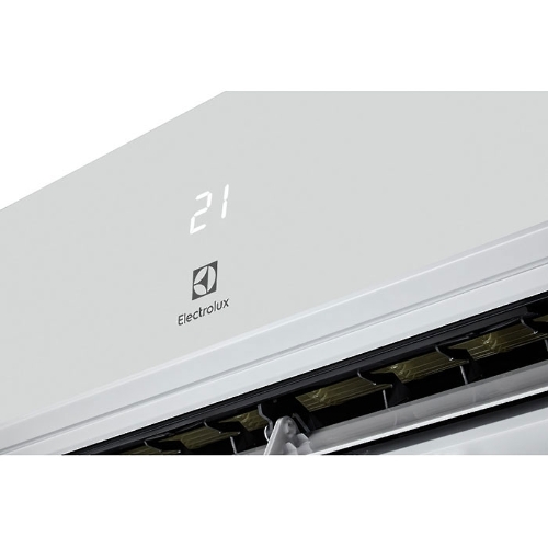 Блок внутренний сплит-системы Electrolux EACS/I-24HAL/N8/in инвертор, 24000 BTU, 45 м², 33 дБ, охлаждение, обогрев, осушение, белый
