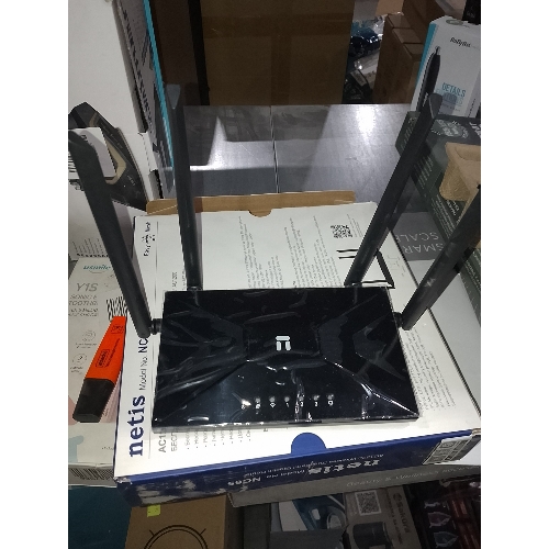 (Б/У) Wi-Fi маршрутизатор NETIS DUAL BAND 1000M EASY MESH NC65 [Cм.описание!]