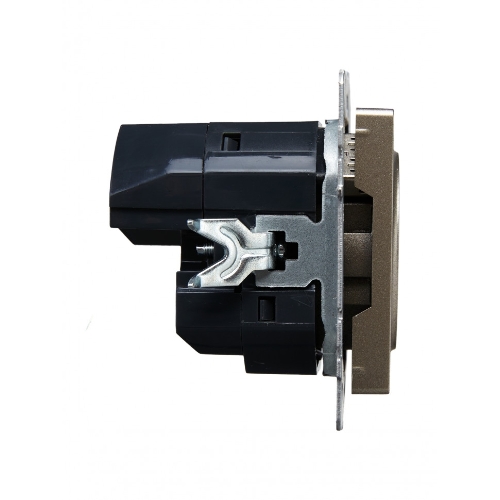 Розетка 1-местная IEK BRITE РЮш10-2-БрШ (BR-R14-16-U21-D31-K37) с заземлением, с защитными шторками, 16А, с USB A+A 5В 3,1А, шампань