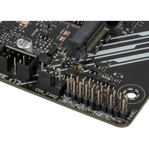 Материнская плата ASUS PRIME B550-PLUS, AM4, AMD B550, 4xDDR4, 6xSATA, 2xM.2, 1xPCIe 3.0 x16, 1xPCIe 4.0 x16, 3xPCIe x1, 1xDP, 1xHDMI, 1x 1Gb LAN, 1xUSB 3.2 Gen 2, 4xUSB 3.2 Gen 1, 2xUSB 2.0, 5x3.5 мм, 7.1, ATX