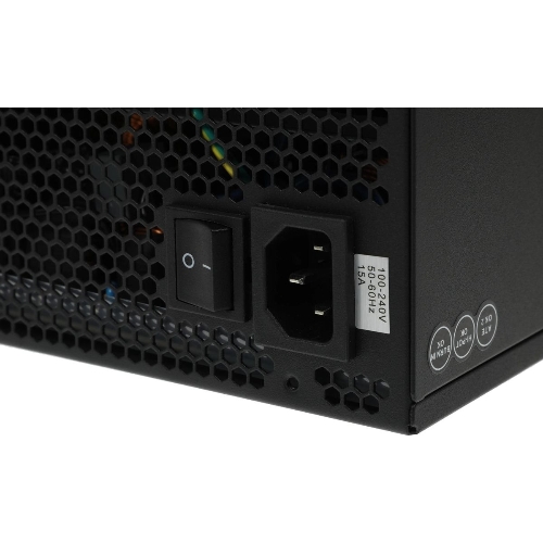 Блок питания Chieftec BDF-1000C, 1000Вт, 80 PLUS Bronze, 140мм, модульный, черный