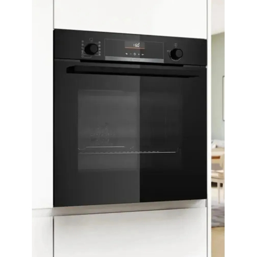Духовой шкаф электрический Bosch HBG536EB4 черный