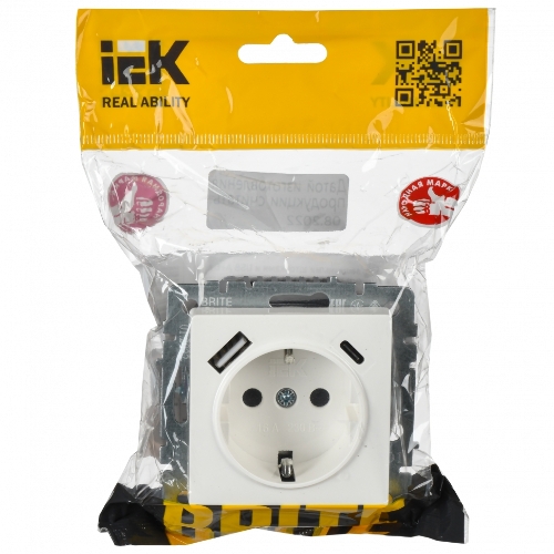 Розетка 1-местная IEK BRITE РЮш11-1-БрБ (BR-R14-16-U22-018-K01) с заземлением, с защитными шторками, 16А, с USB A+C 18 Вт, белый