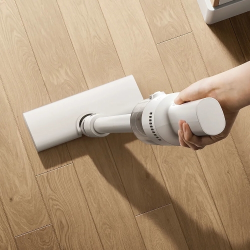 Пылесос вертикальный Xiaomi Vacuum Cleaner P30 EU (BHR08J7EU) белый, питание от аккумулятора, 180 Вт, уборка сухая, пылесборник 0.2 л