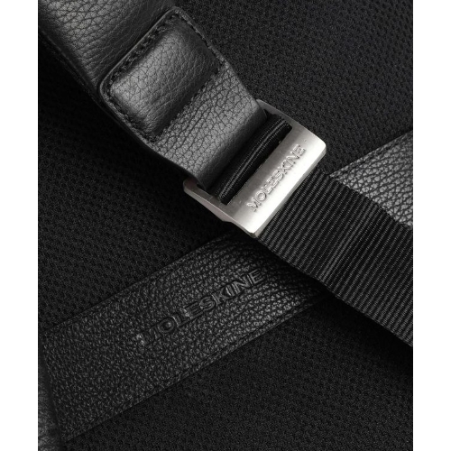 Рюкзак для ноутбука Moleskine Classic Pro ET84PBKBK черный кожа