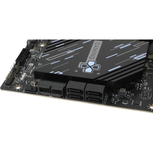 Материнская плата MSI X870E GAMING PLUS WIFI, AM5, AMD X870E, 4xDDR5, 4xSATA, 3xM.2, 1xPCIe 5.0 x16, 1xPCIe 4.0 x4, 2xPCIe 3.0 x1, 1xHDMI, 1xUSB Type-C, 1x5Gb LAN, Wi-Fi 7, Bluetooth 5.4, 2xUSB-C 20Gbps, 1xUSB-C 40Gbps, 2xUSB-A 5Gbps, 2xUSB-A 10Gbps, 4xUSB-A 2.0, 3x3.5 мм, 7.1, ATX