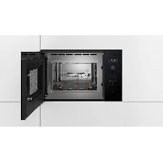 Микроволновая печь встраиваемая Bosch BEL454MB1F 6 Series, 900Вт,LED-display,AutoPilot 8, 25 л, гриль, черный, 382x594x388 мм