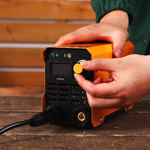 Сварочный аппарат Deko DKWM250A Mini инвертор ММА 4.2 кВт