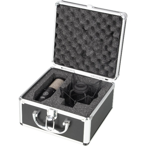 Микрофон AKG P220 3101H00420