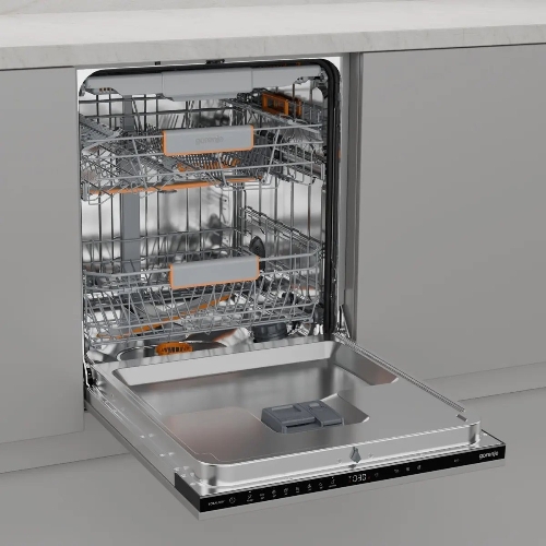 Посудомоечная машина встраиваемая Gorenje GV673B65 16 комплектов, 3 корзины, инверторный мотор, отсрочка старта, Wi-Fi управление, сенсорное управление, полный AquaStop, сенсор уровня воды, энергоэффективность А+++, уровень шума 42 дБ, белый