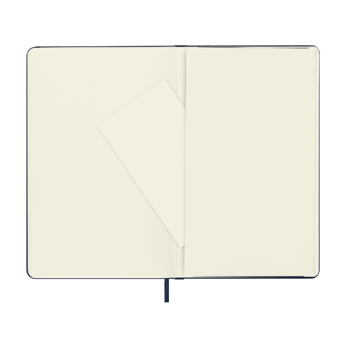 Блокнот Moleskine CLASSIC QP062B20 Large 130х210 мм, 240 страниц, нелинованный, твердая обложка, синий сапфир