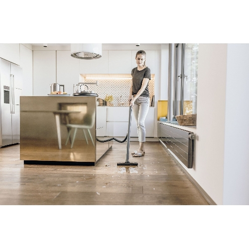 Строительный пылесос Karcher WD 2 Plus S V-15/4/18 желтый, 1000 Вт, уборка сухая/сбор воды, пылесборник мешок/контейнер, 15 л
