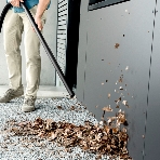 Строительный пылесос Karcher WD 2 Plus S V-15/4/18 желтый, 1000 Вт, уборка сухая/сбор воды, пылесборник мешок/контейнер, 15 л