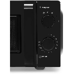 Микроволновая печь Starwind SMW4520 черный, 20 л, 700 Вт, пеключатели - поворотный механизм