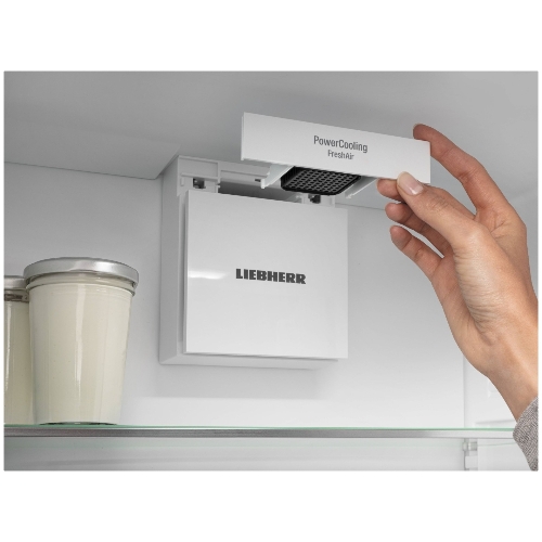 Холодильник Liebherr Pure CNsdc 5703-22 001 серебристый SmartSteel двухкамерный 266/94л морозилка снизу