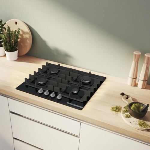 Поверхность газовая Bosch PNP6B6K40 Газ, 4.5х59x52 см, закаленное стекло, 4 конфорки, газ-контроль, автоподжиг, черный