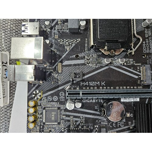 (Из ремонта) Материнская плата Gigabyte H410M K 2.0, LGA 1200, Intel Q470, 2xDDR4, 2xSATA, 1xM.2, 1xPCIe 3.0 x16, 1xPCIe x1, 1xHDMI, 1x 1Gb LAN, 2xUSB-A 3.2 Gen 1, 4xUSB-A 2.0, 3x3.5 мм, 7.1, mATX [Cм.описание!]